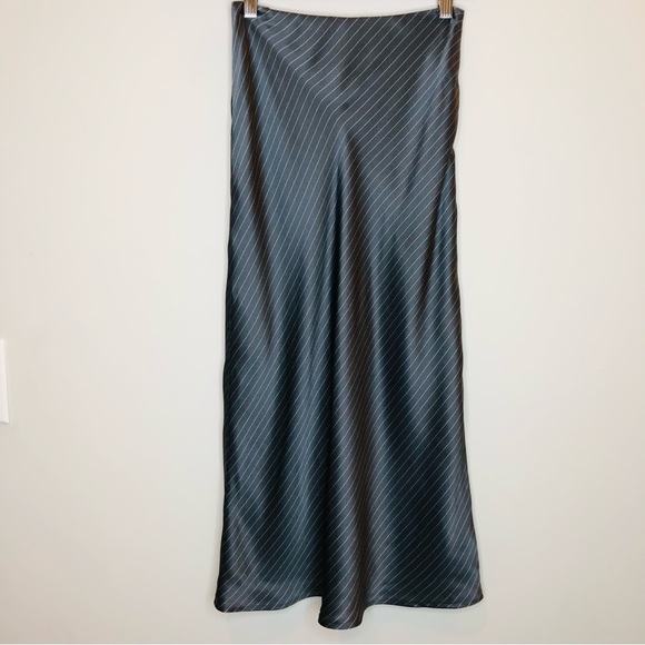 L'AGENCE Dresses & Skirts - NWT L'Agence Perin Bias Midi Skirt Silk Charmuse Charcoal Size XS